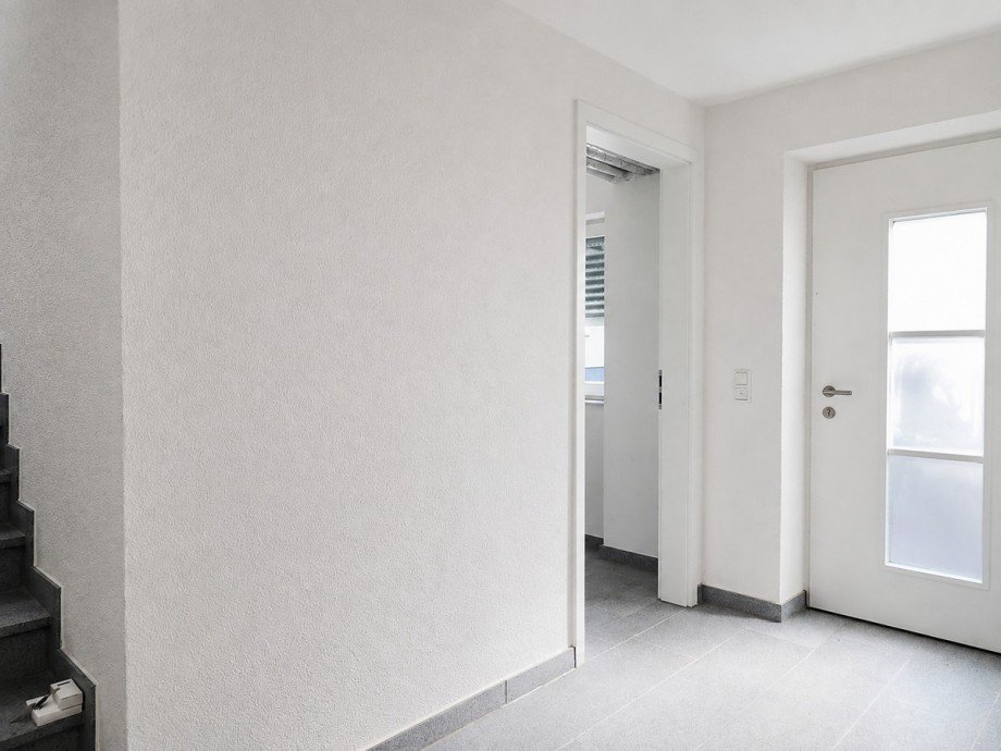 Eingangsbereich Zweifamilienhaus Wei�enhorn