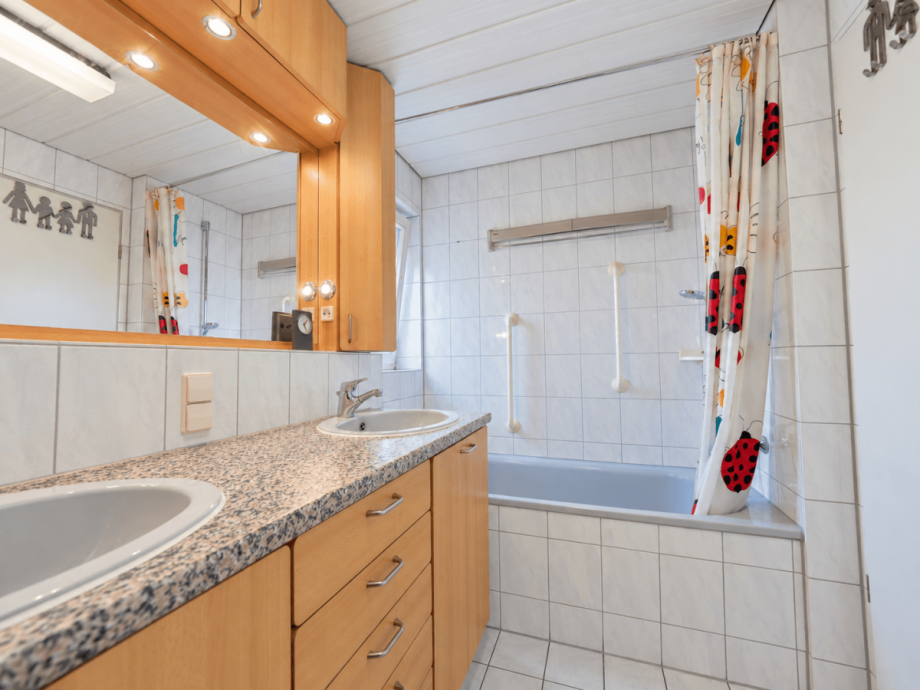 Badezimmer Etagenwohnung Neu-Ulm