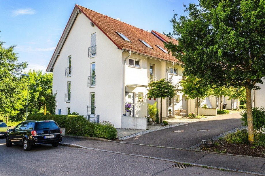 Stra�enansicht Reihenmittelhaus Ulm