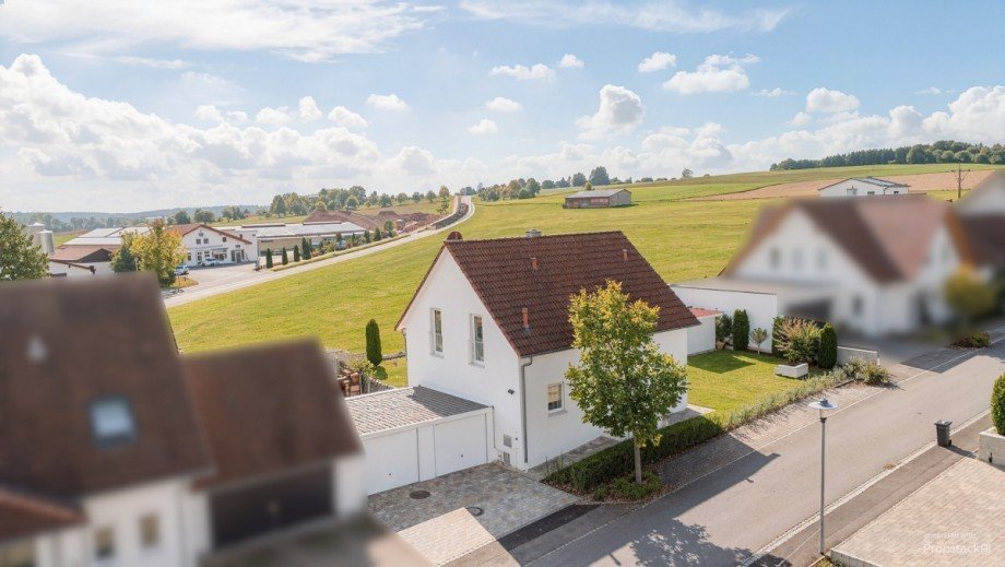 Luftbild 4 Einfamilienhaus Roggenburg