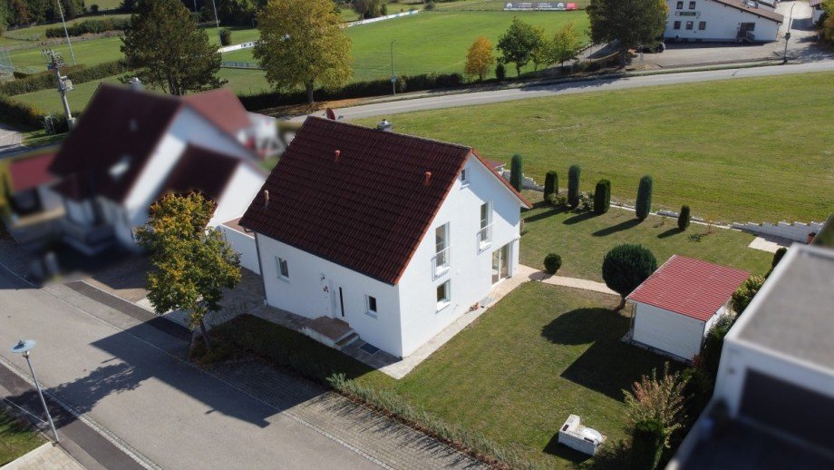 Luftbild 3 Einfamilienhaus Roggenburg