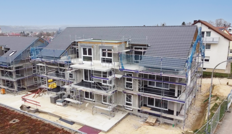 Au�enansicht Neu-Ulm Dachgeschosswohnung ++ IM BAU ++ Exklusive DG-Wohnung am Pfuhler Kapellenberg in ruhiger, eingewachsener Wohnlage