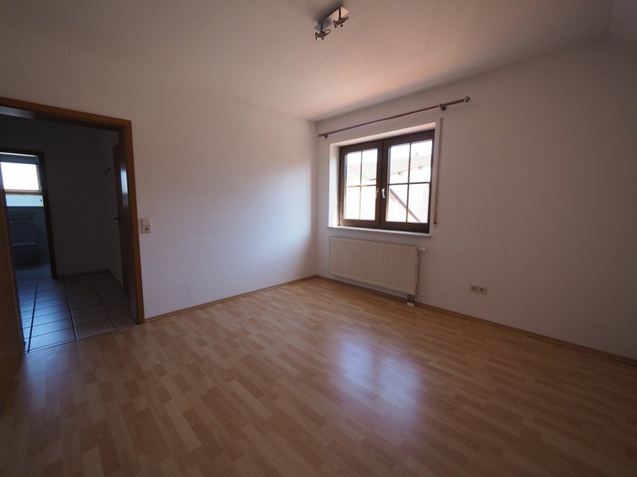 Schlafzimmer Dachgeschosswohnung Finningen