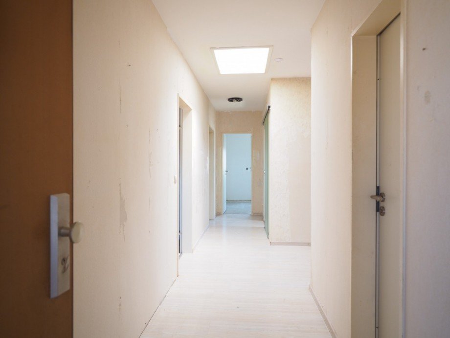 Flur Dachgeschosswohnung Neu-Ulm