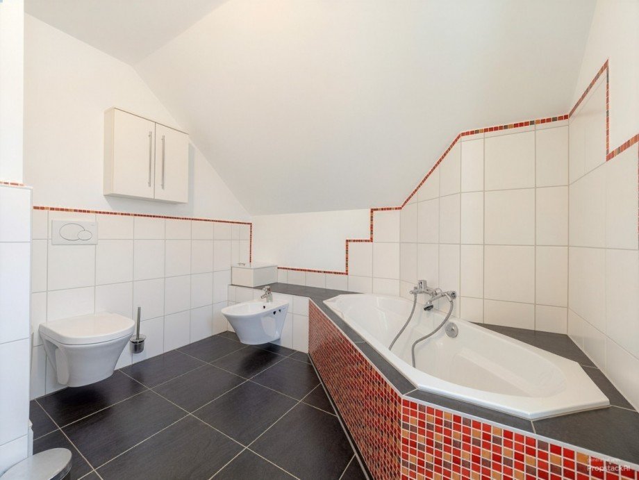 Badezimmer OG Einfamilienhaus Roggenburg