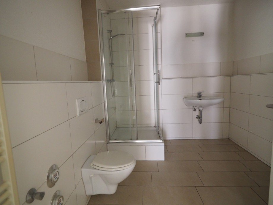 Badezimmer - Apartment Mehrfamilienhaus Langenau
