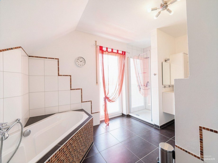 Badezimmer OG Einfamilienhaus Roggenburg