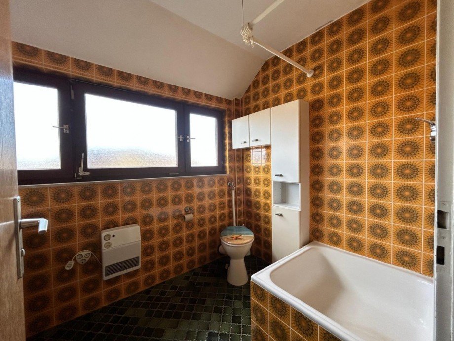 Bad OG Doppelhaush�lfte Ulm