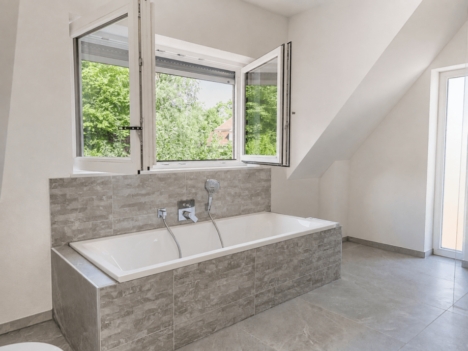 DG Bad 1 Zweifamilienhaus Wei�enhorn